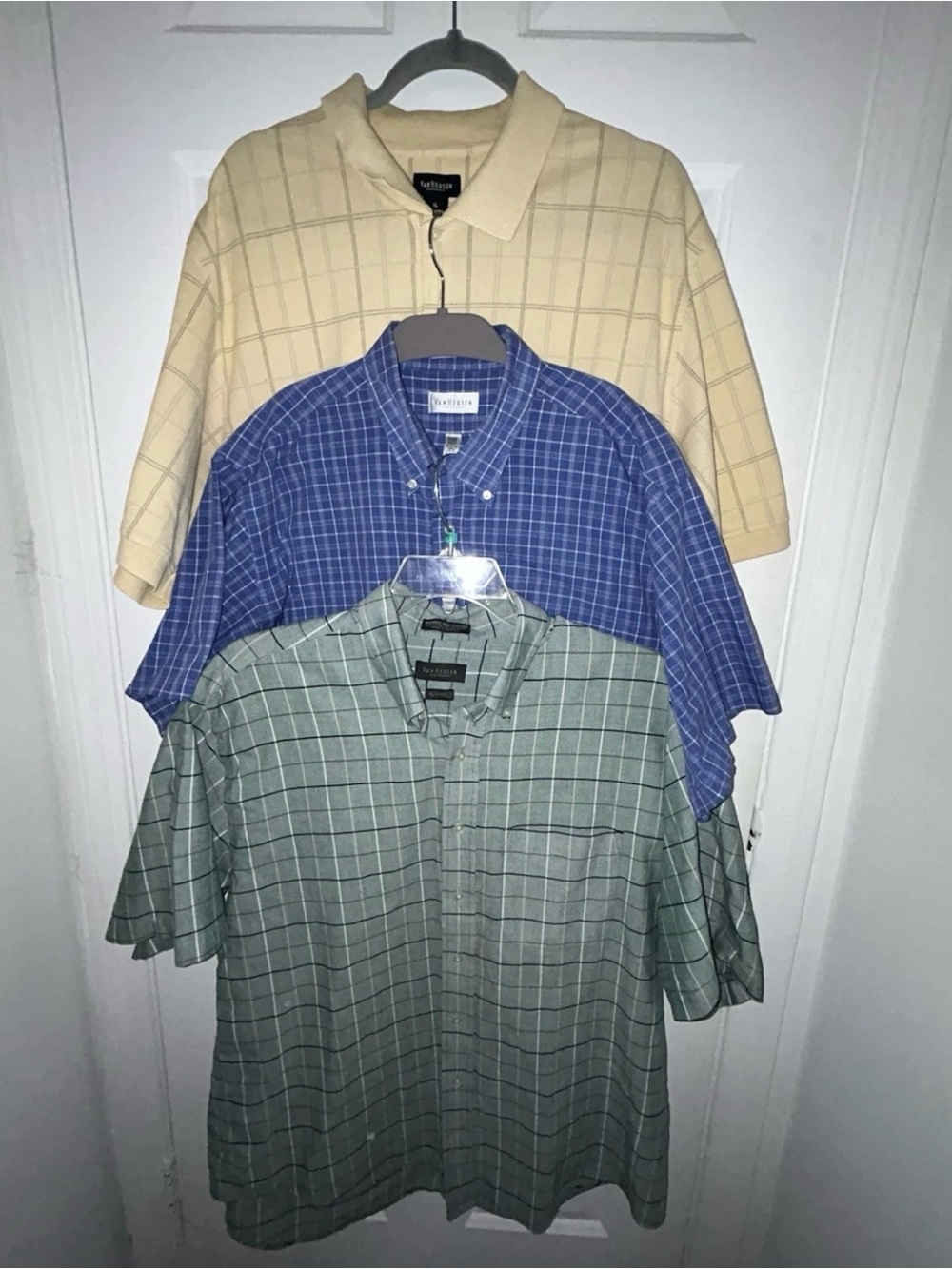 Lot of (3) XL Plaid Van Heusen Men's Short Sleeve Button Collared Shirts
